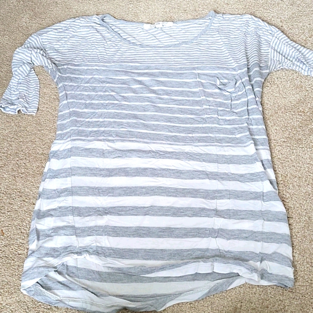 3/4 length sleeve tee Med
